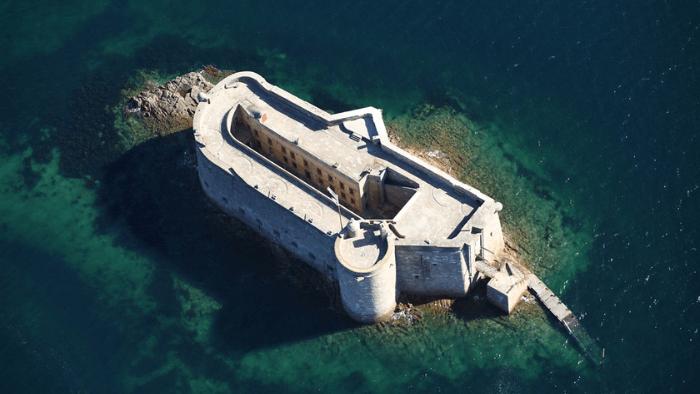 Chateau du Taureau - ©️Michel Coz https://www.michelcoz.com/